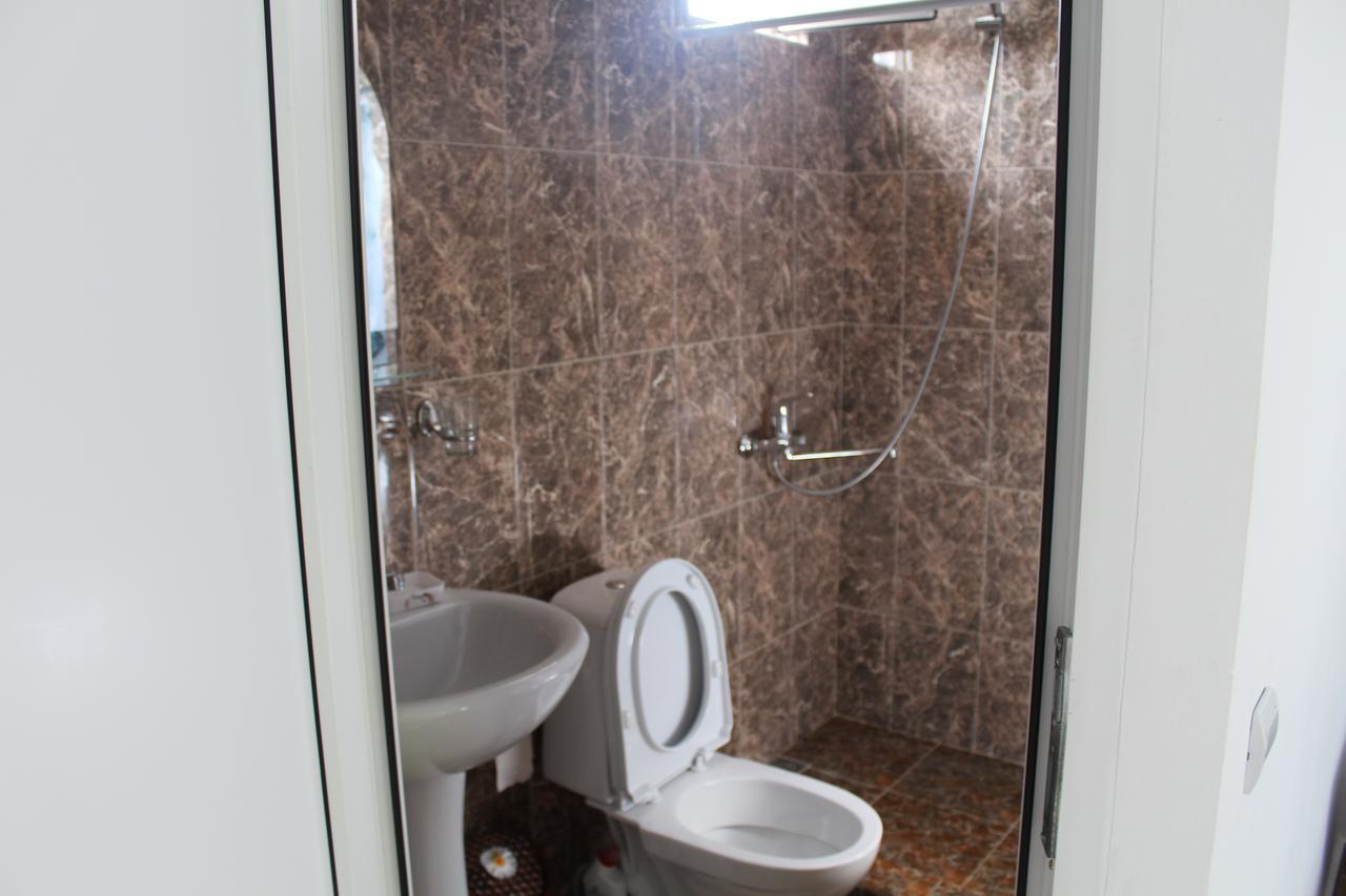Guest House U Aleny Гагра Екстериор снимка
